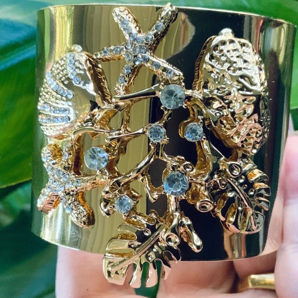 Lilly Pulitzer Cuff Bracelet NWT STUNNING RARE ⭐️NWT - STARFISH SEASHELL GOLD - Picture 7 of 14